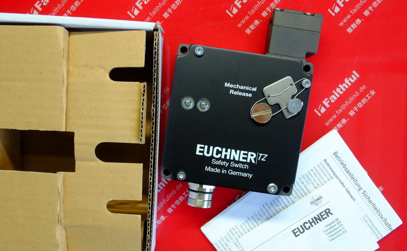 Euchner 085181 安士能TZ系列安全开关 TZ2RE024RC18VAB-C1826，RC18圆形接插头