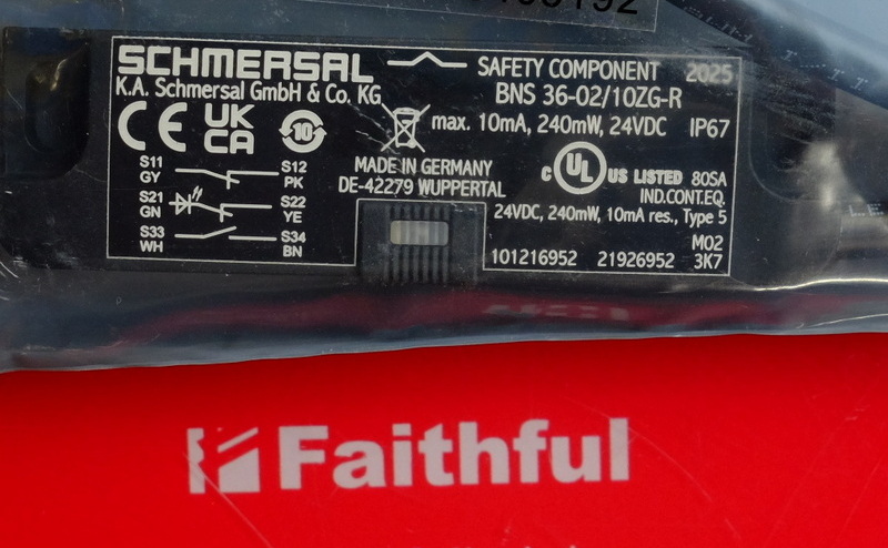Schmersal 101216952 施迈赛全新安全开关 BNS 36-02/10ZG-R 1m线
